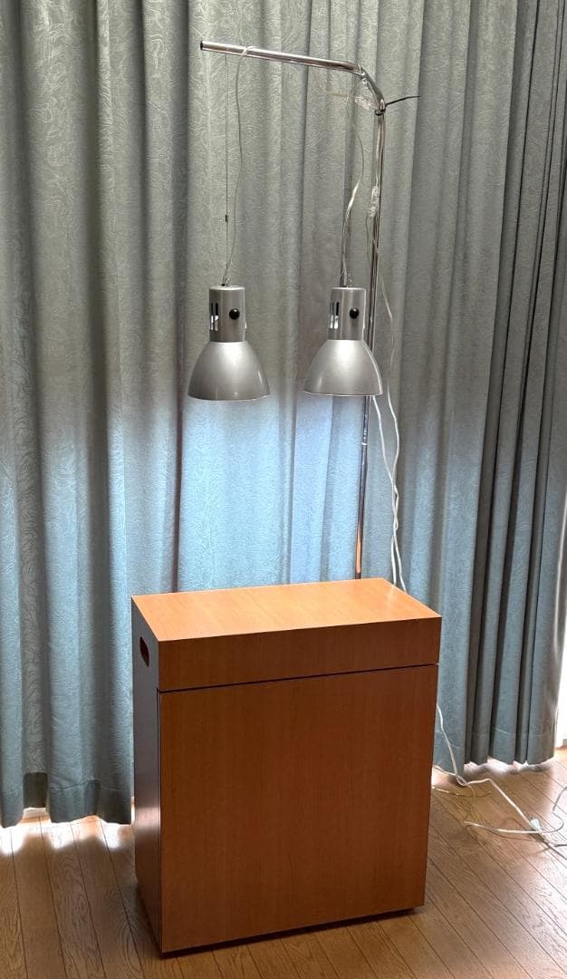 【千葉市で直接引渡】Cube a Stump 60cm水槽台＆ライトスタンド