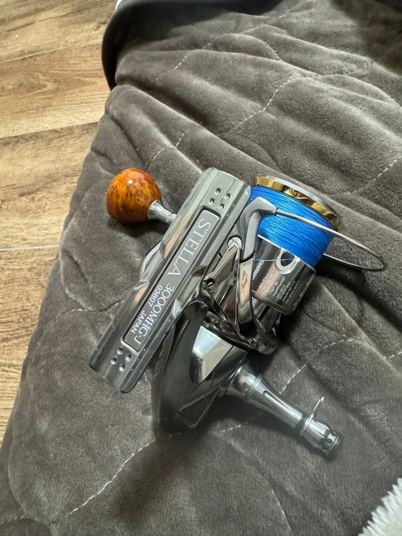 18STELLA 3000MHG スピニングリール　スプール付