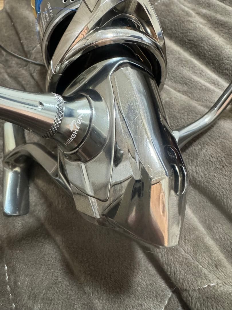 18STELLA 3000MHG スピニングリール　スプール付