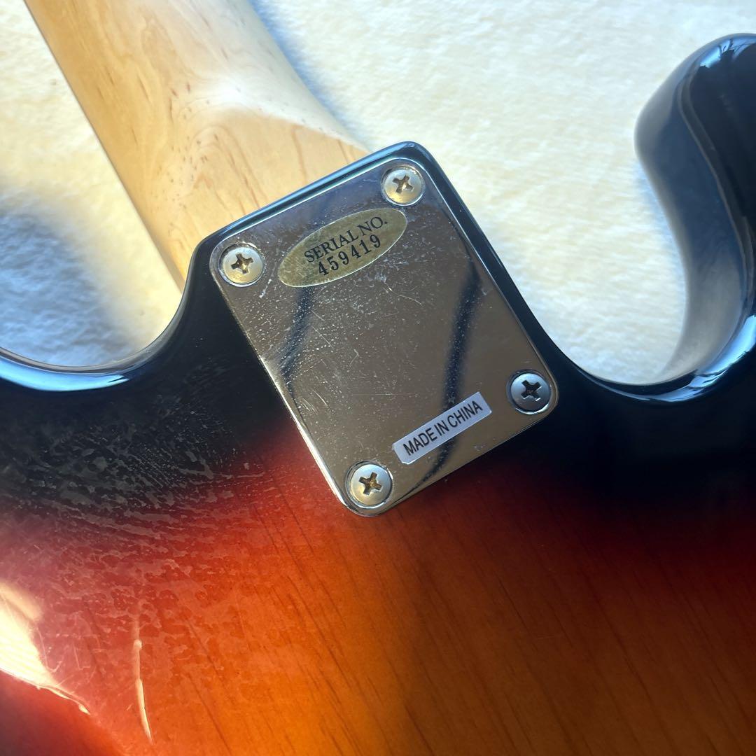 BUSKERS エレキベース　BJB-1R-LH　レフティ