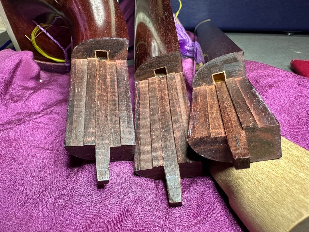 三味線　紅木　紫檀製　糸巻き天然素材 　弦楽器　民謡 伝統楽器