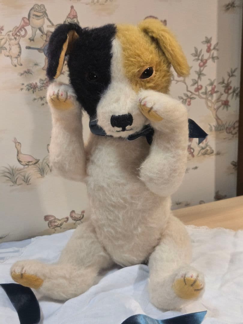 大國早苗さんの 犬のぬいぐるみ。