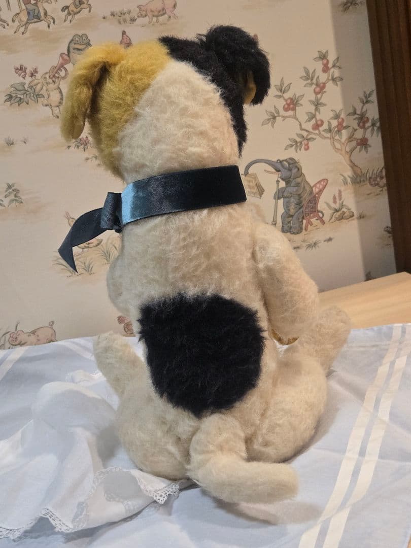 大國早苗さんの 犬のぬいぐるみ。