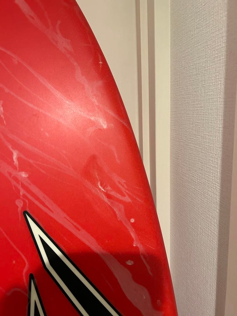 ジャスティスサーフボード　5.11 レッド ストライプデザイン ショートボード