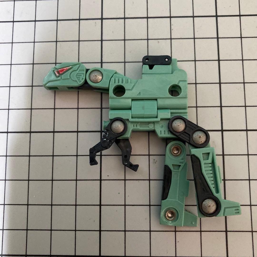 トランスフォーマー　Wカセットボット　サイバトロン　ダイル　レッグアウト　タカラ