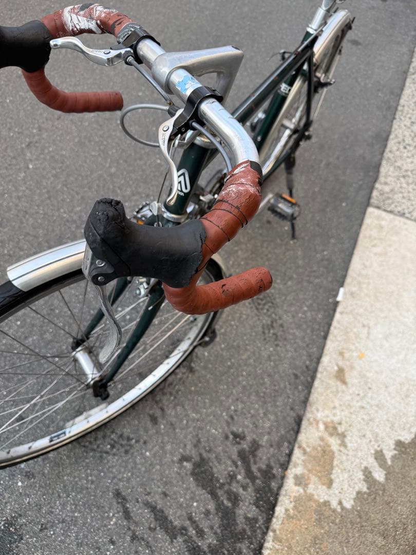 179 自転車 大阪市 【引取り限定】 26インチ 変速付き ロードバイク