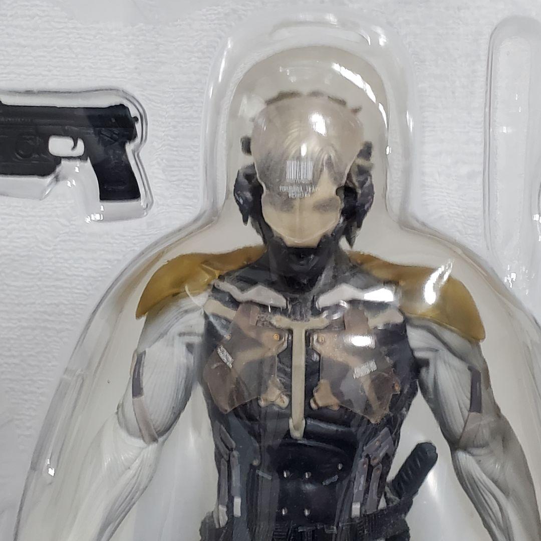 【レア】 メディコムトイ メタルギアソリッド４ 雷電 【希少】