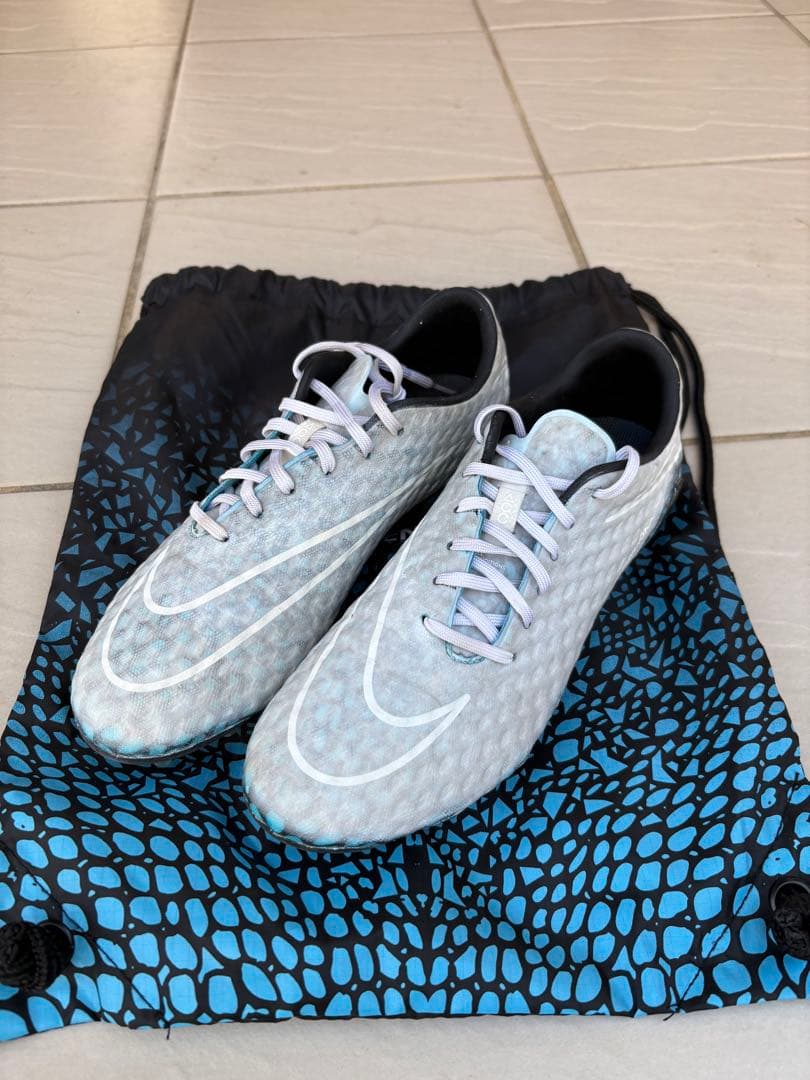 Nike Hypervenom Phantom RGN HYDRA 25センチ