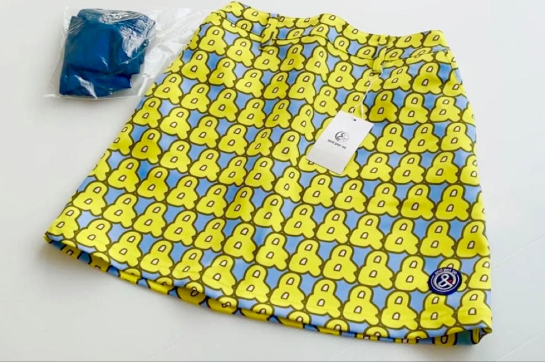 【新品タグ付き】アンパスィ　セットアップ　イエロー