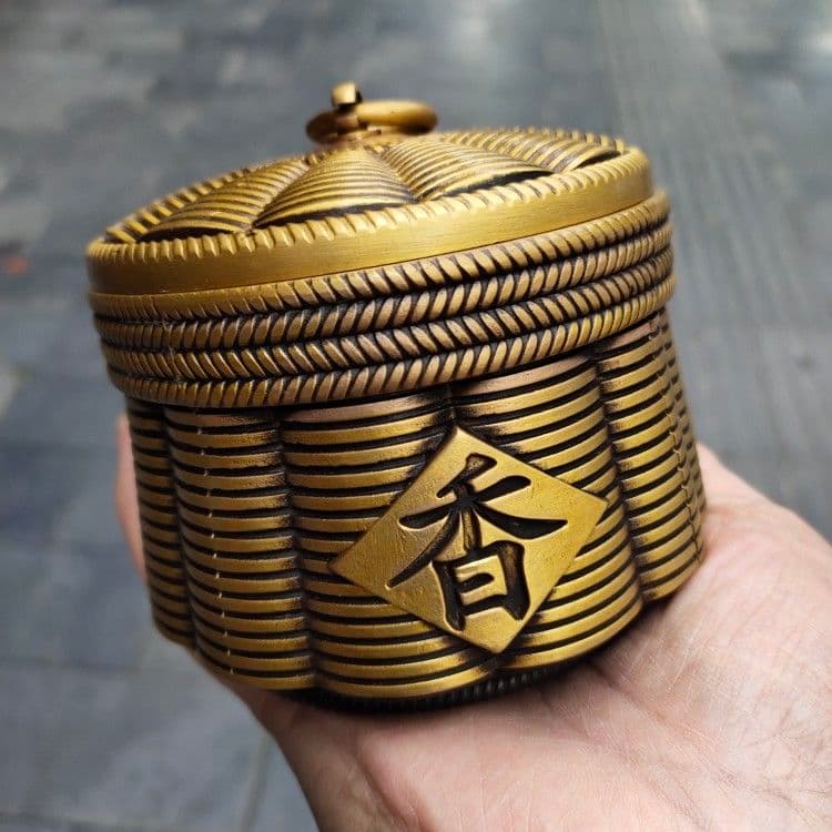 銅 細工 茶道具 お茶の缶です 銅製 工芸品 美術品 置物