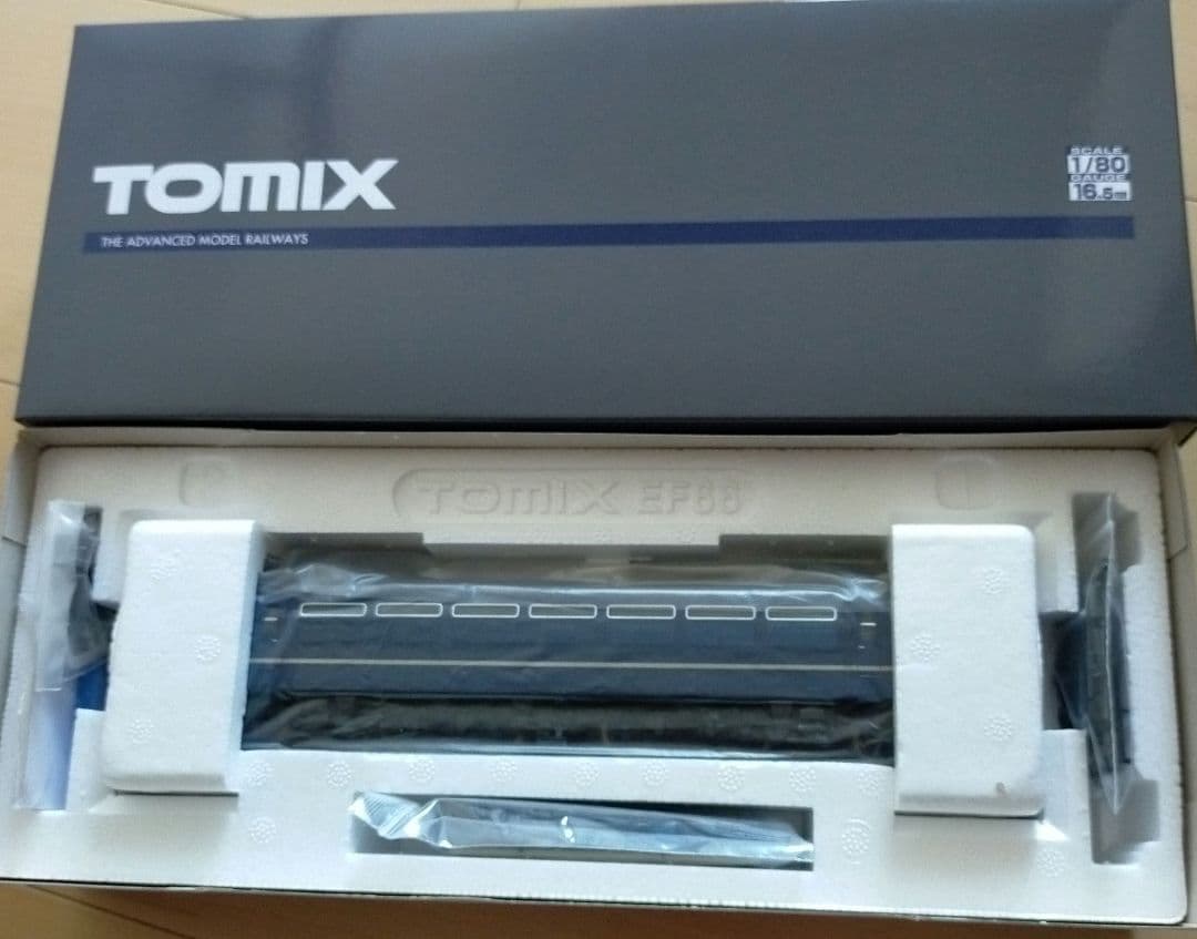 【新品未使用】TOMIX HO−2034 EF66形電気機関車 (27号機)