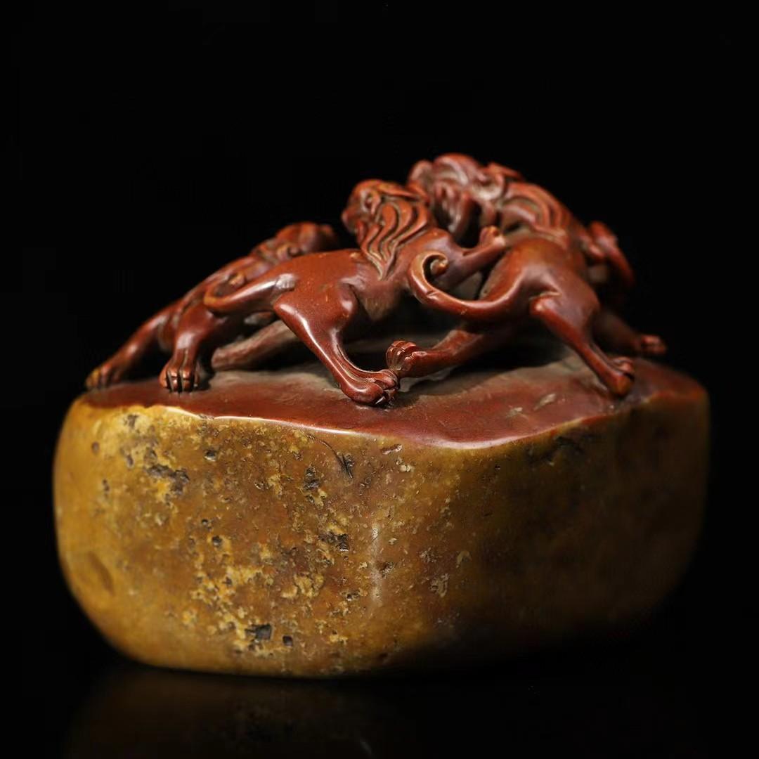 中国古美術・旧蔵螭虎龍钮随形の印鑑・寿山石朱砂红原石彫り・書道・文房具・置物