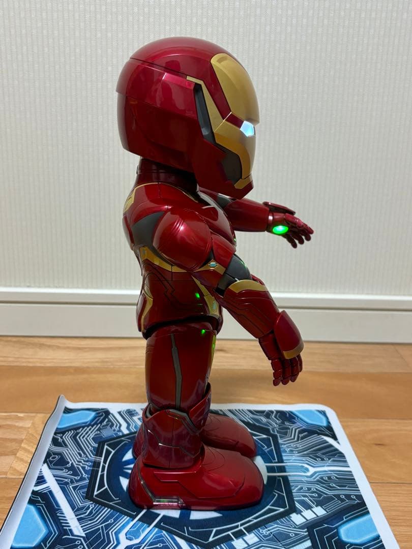 トイザらス限定 IRON MAN MK50 ROBOT MARVE アイアンマン