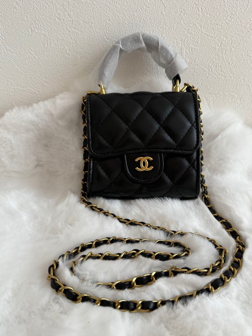 CHANEL チェーン　ミニショルダーバッグ