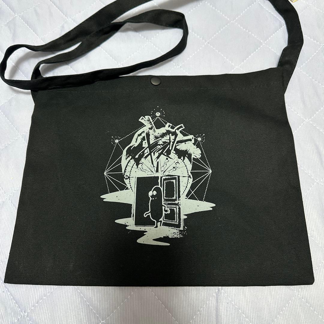 【出回りなし】キズ　サコッシュ