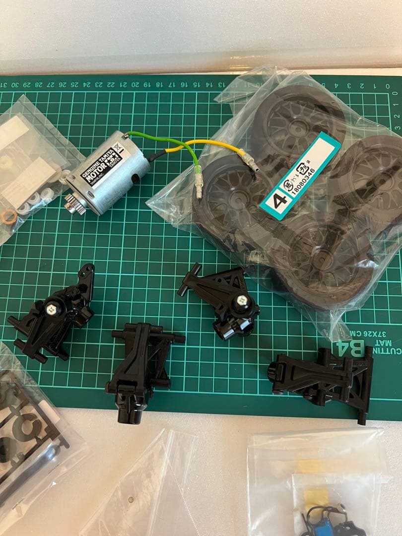 タミヤ　tt02 オプション満載　イーグル模型　4駆ドリフト　グリップ