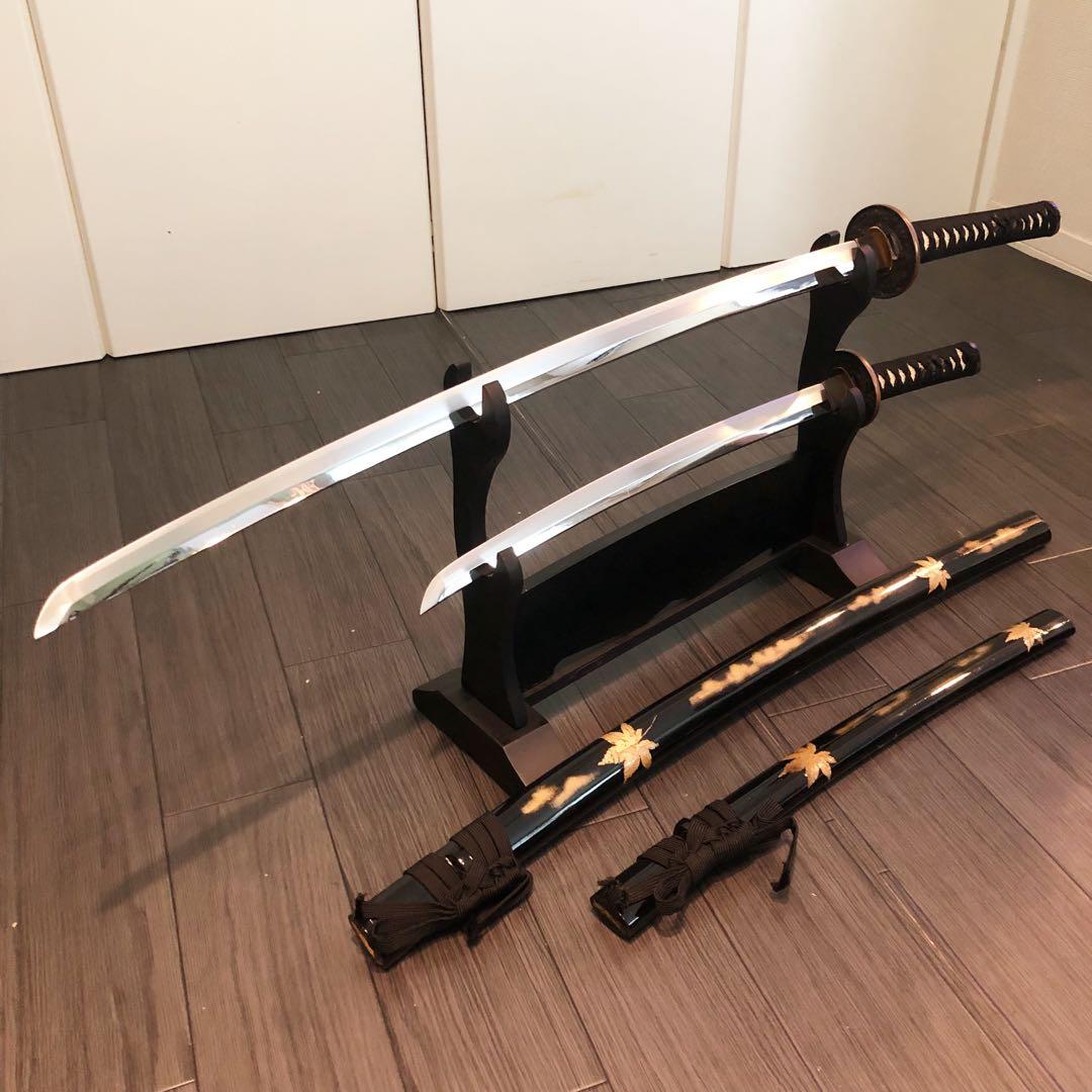 高級模造刀　高級居合刀　 土佐美術刀剣　大小セット　本研波刃　紅葉柄