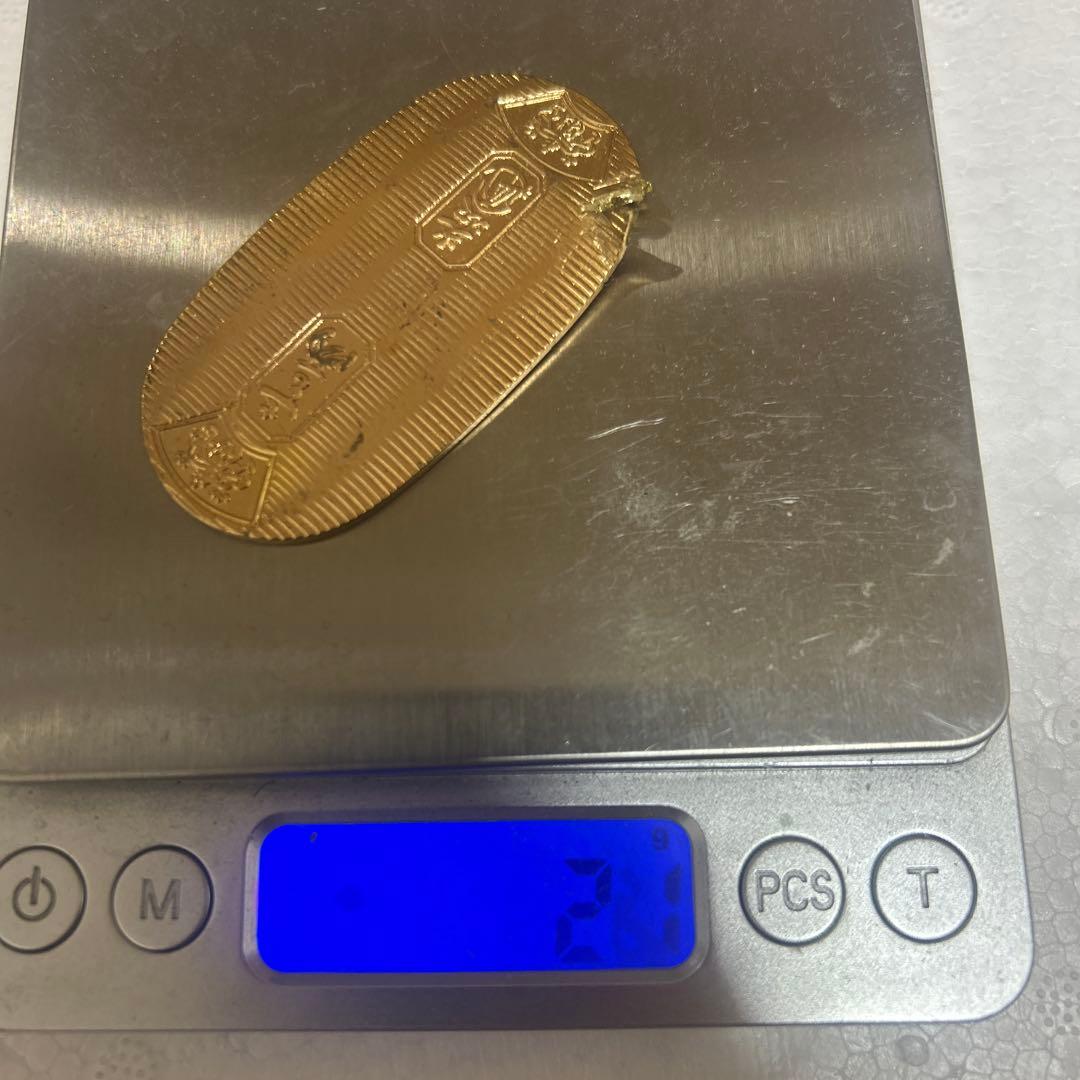 金色模様入りコレクションアイテム 約10cm 22g