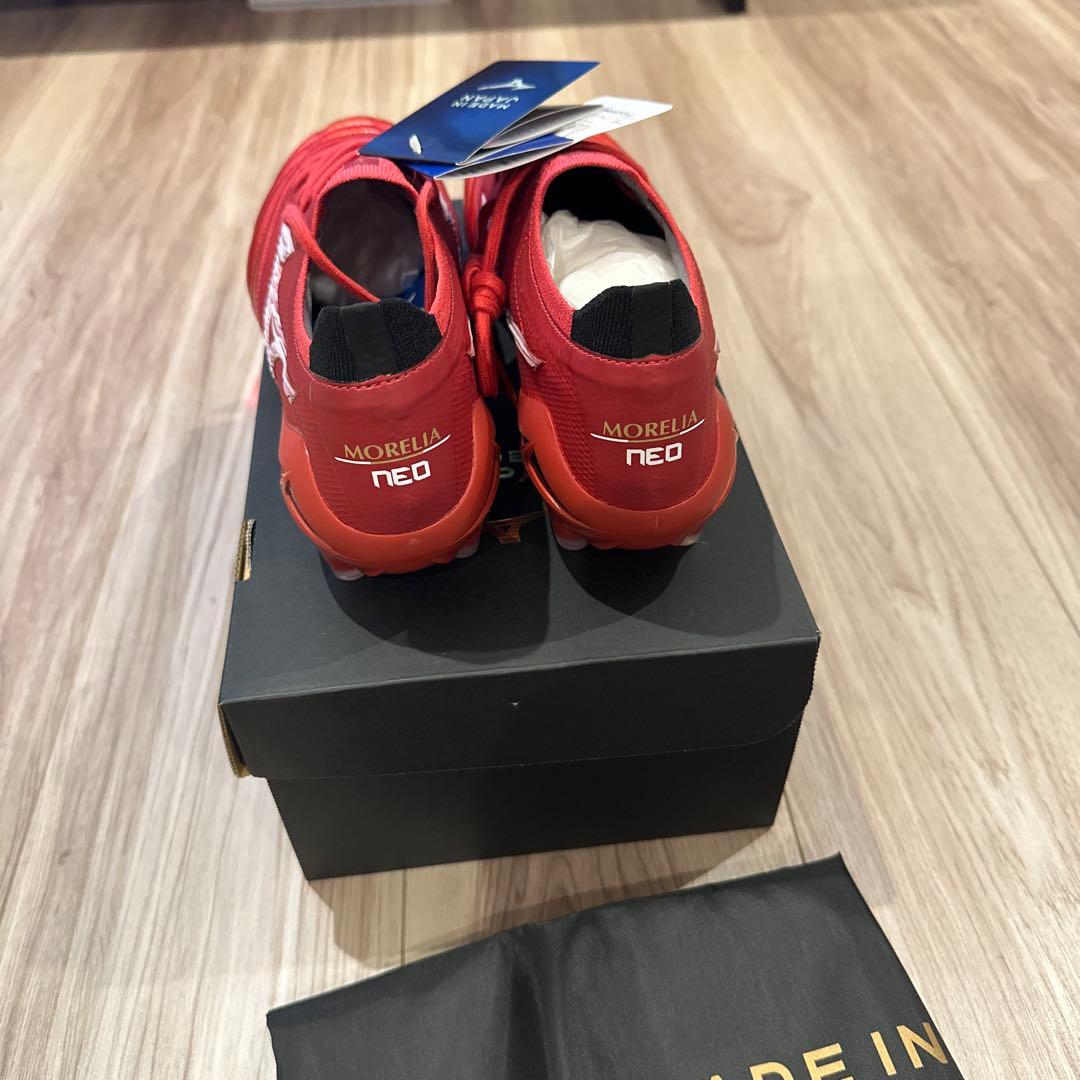 ミズノ モレリア ネオ IV ベータ JAPAN 4 β ルビーレッド