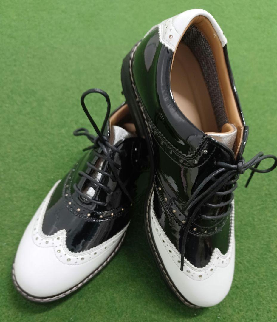 新品未使用アザスレディースゴルフシューズ