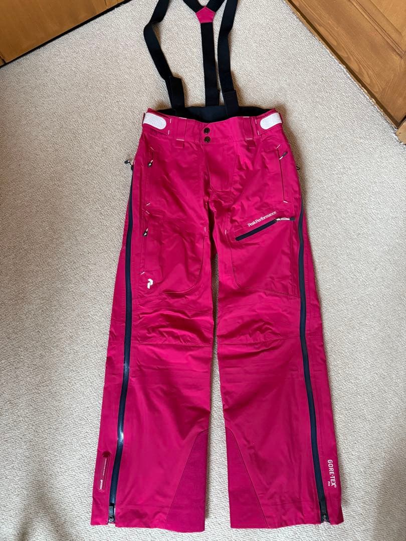 Peak Performance レディース スキーウェアシェル上下セット