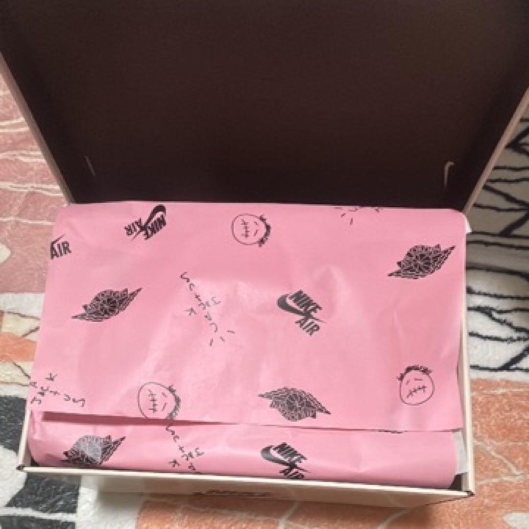 シューズ Travis Scott Velvet Brown and Dark Mocha