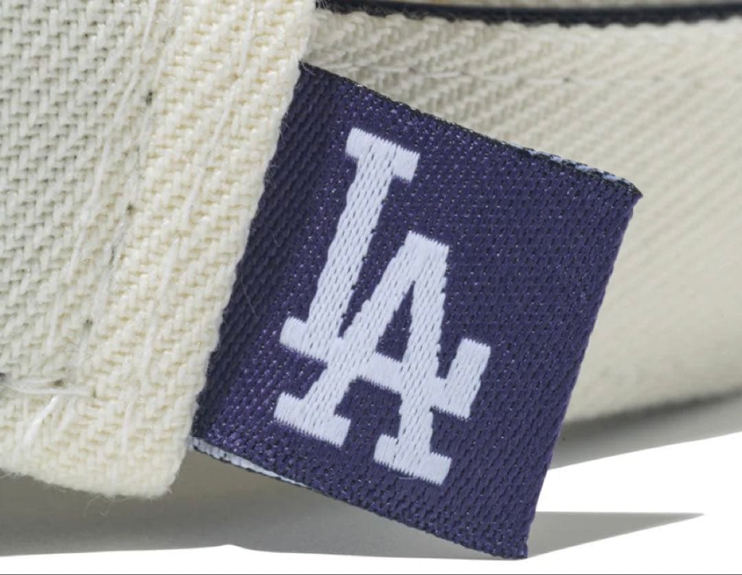 ニューエラ　ピーナッツ　ドジャース　コラボキャップ　新品