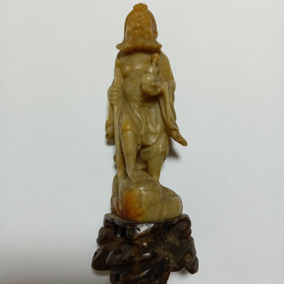 翡翠製人物像 約11cm 木製ベース付き