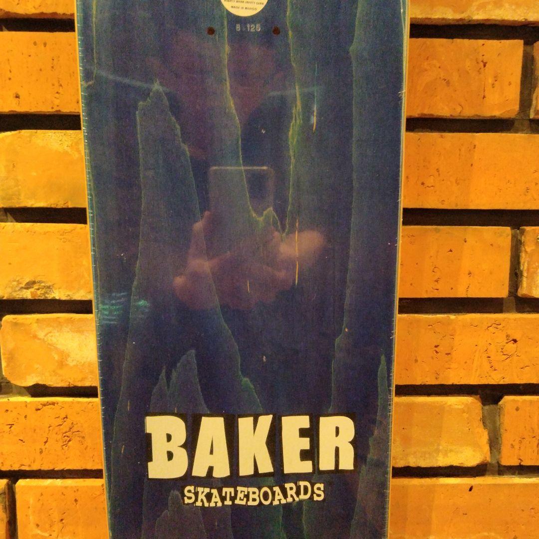 1／31までセール‼️新品未使用品　BAKER スケートボードデッキ