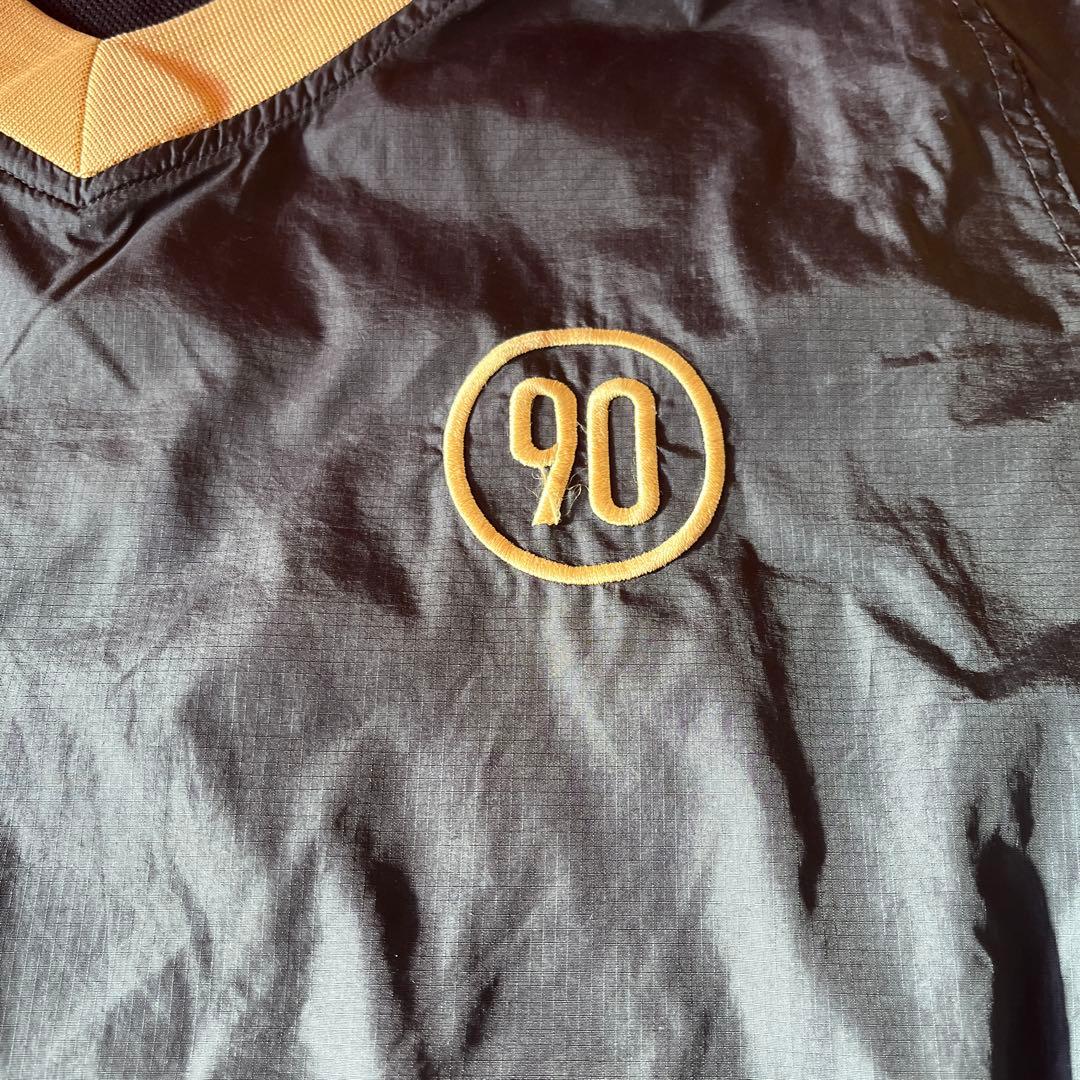 NIKE トータル90 ウィンドブレーカー