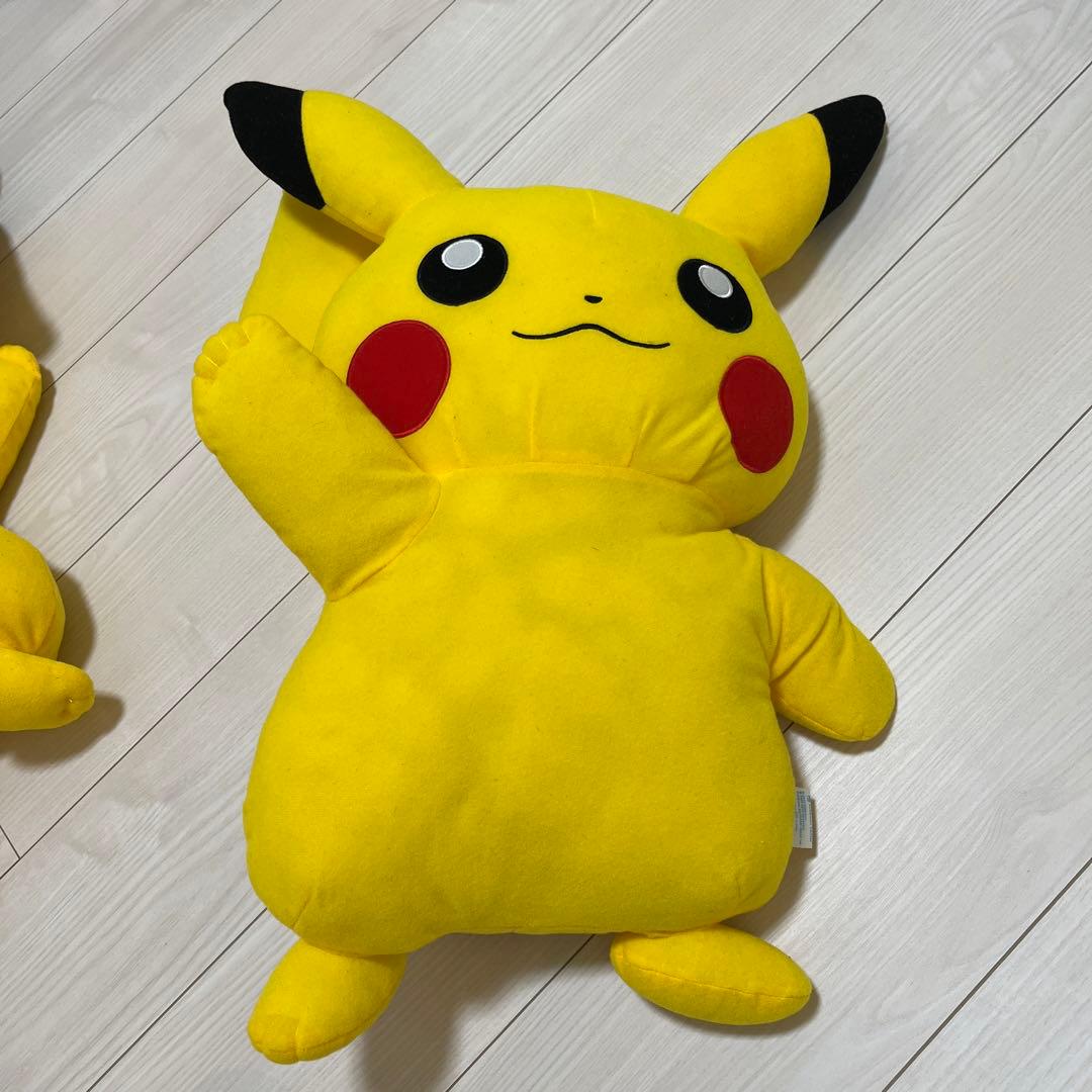 ポケモンセンター限定 50cm程 大きいピカチュぬいぐるみ3体 バラ売り可