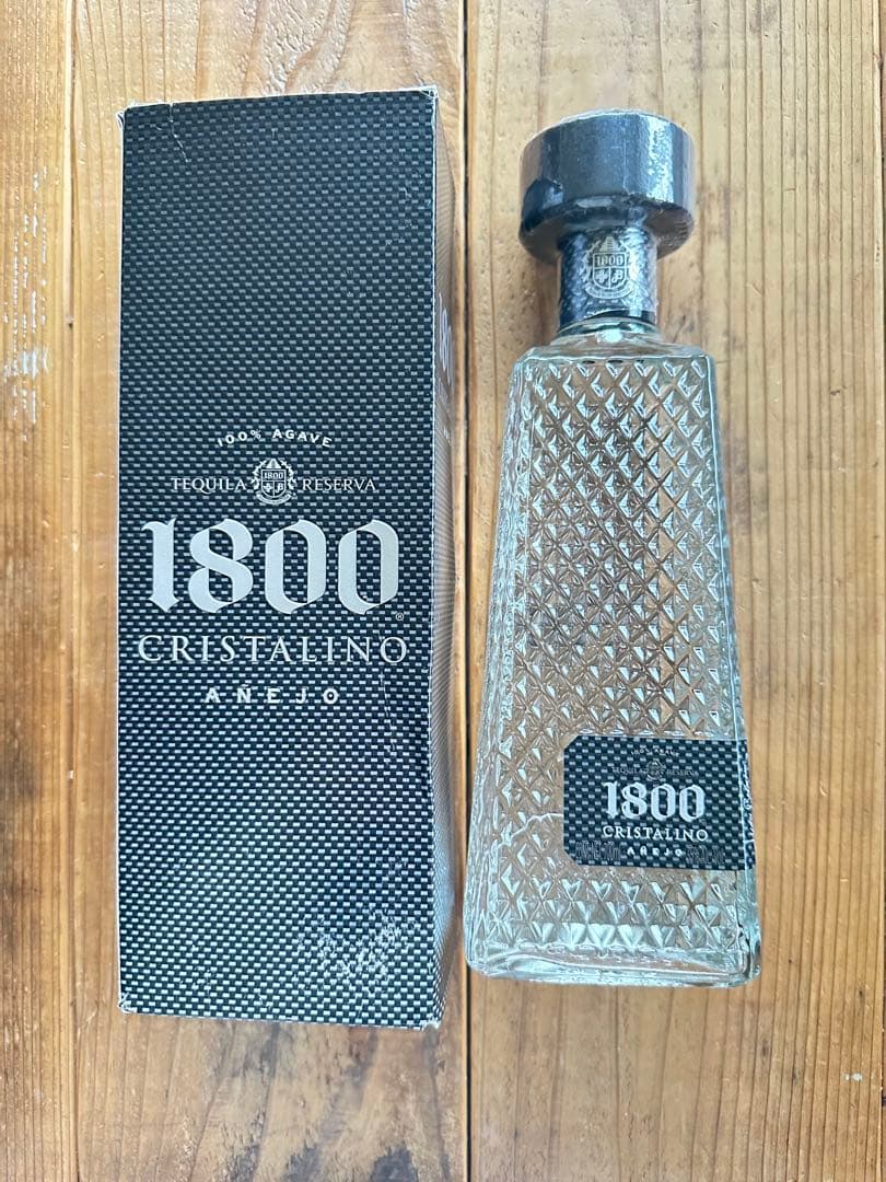 クエルボ 1800 クリスタリーノ アネホ