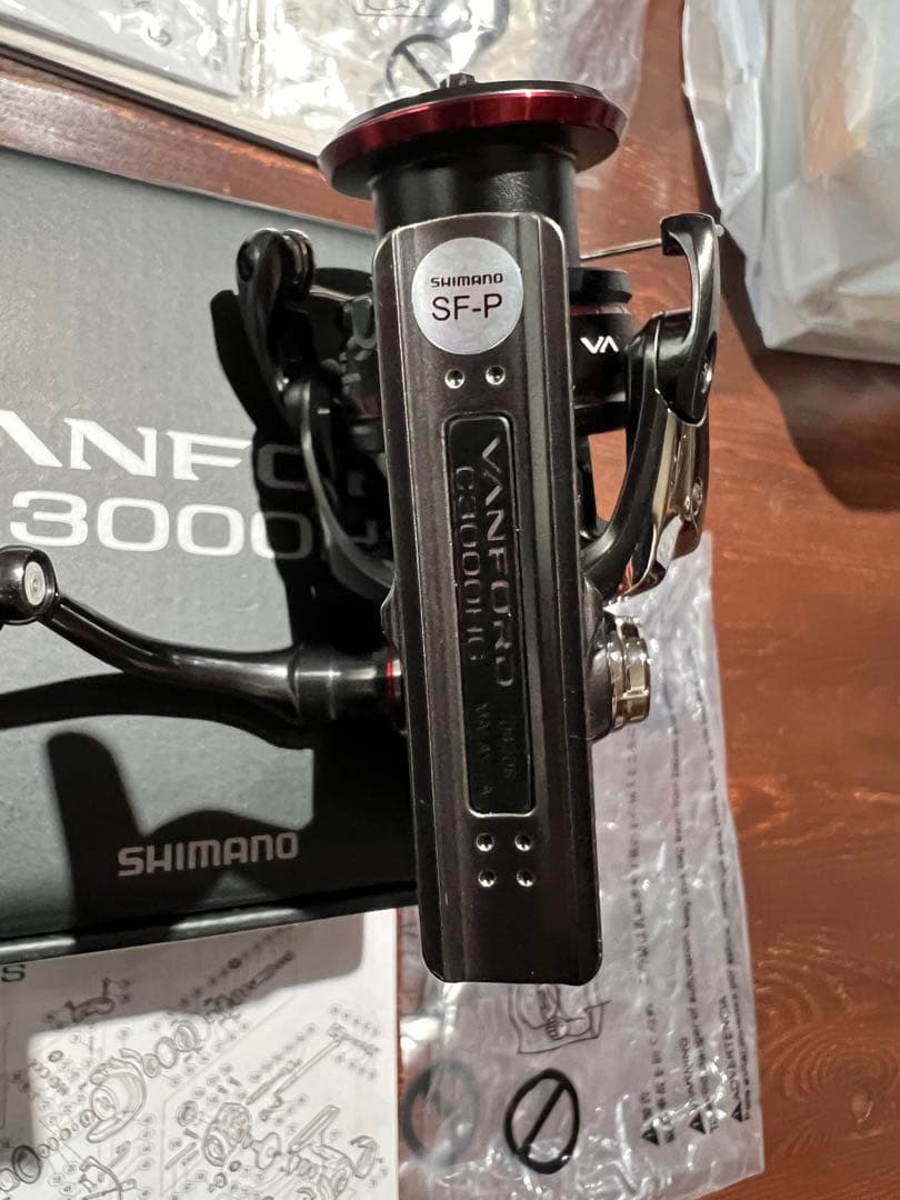 SHIMANO ヴァンフォード C3000HG リール　 予備スプール付き