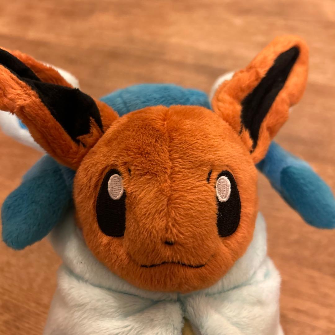 ポケモンセンター ぬいぐるみ 2017年 ポンチョを着たイーブイ　グレイシアのみ