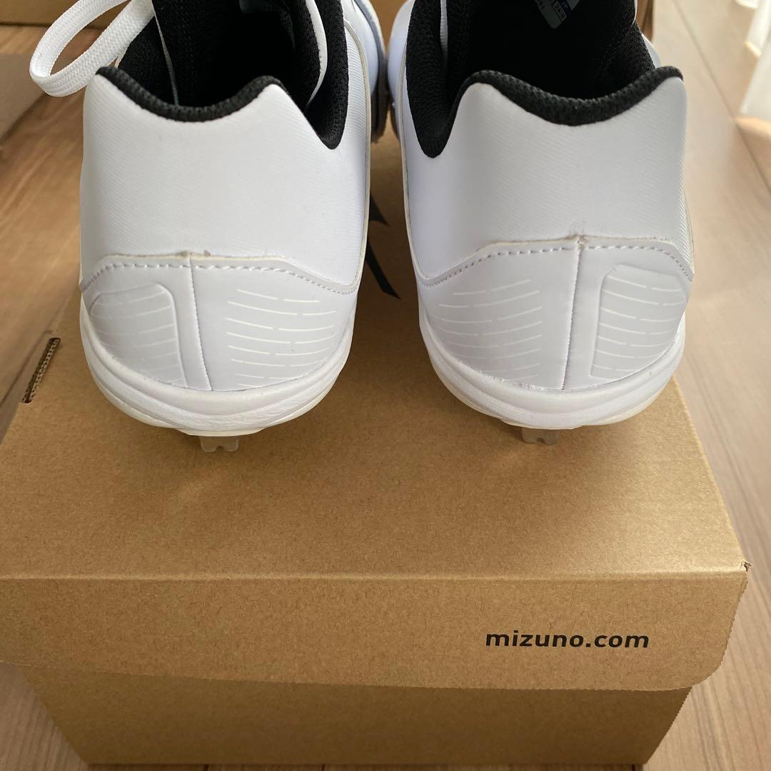 MIZUNO ミズノ スパイク　白 26センチ　P革加工済み　野球