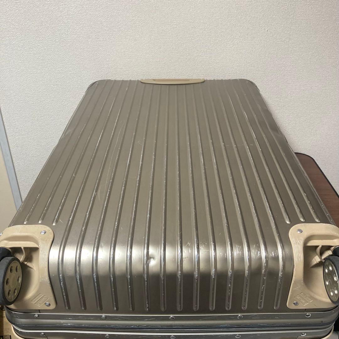 廃盤 リモワ トパーズ チタニウム 98L ゴールド