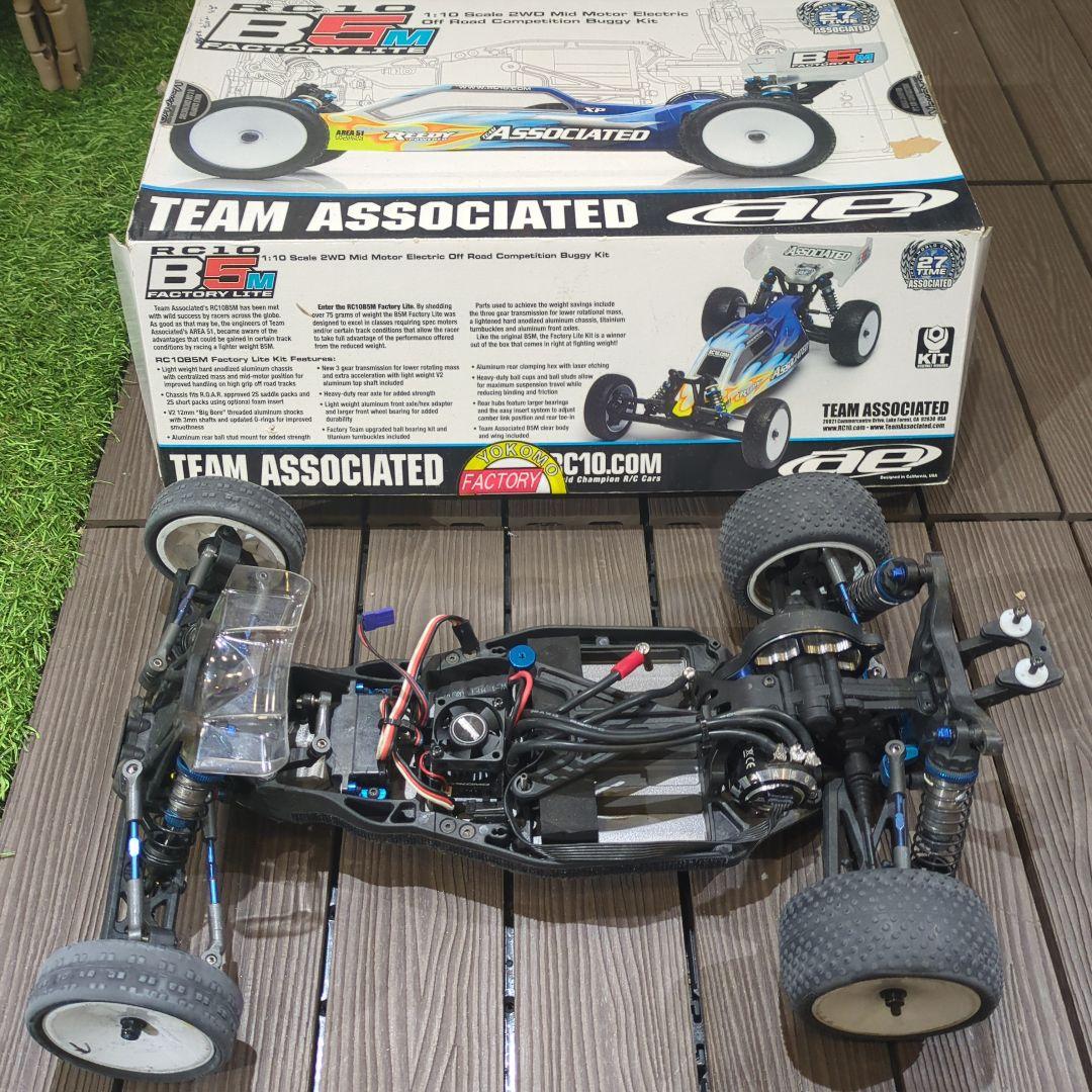 ミ*ル様 RC10 B5M ASSOCIATED