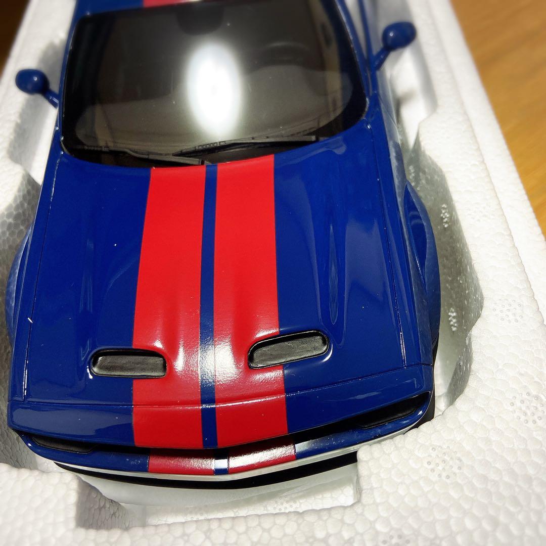 新品★ミニカー　アメ車　1/18ダッジチャレンジャー　GT362 GTスプリット