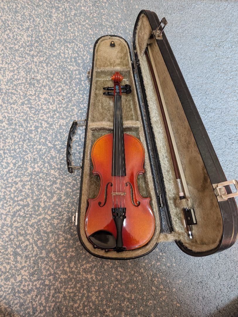 スズキ　8分の1　バイオリン
