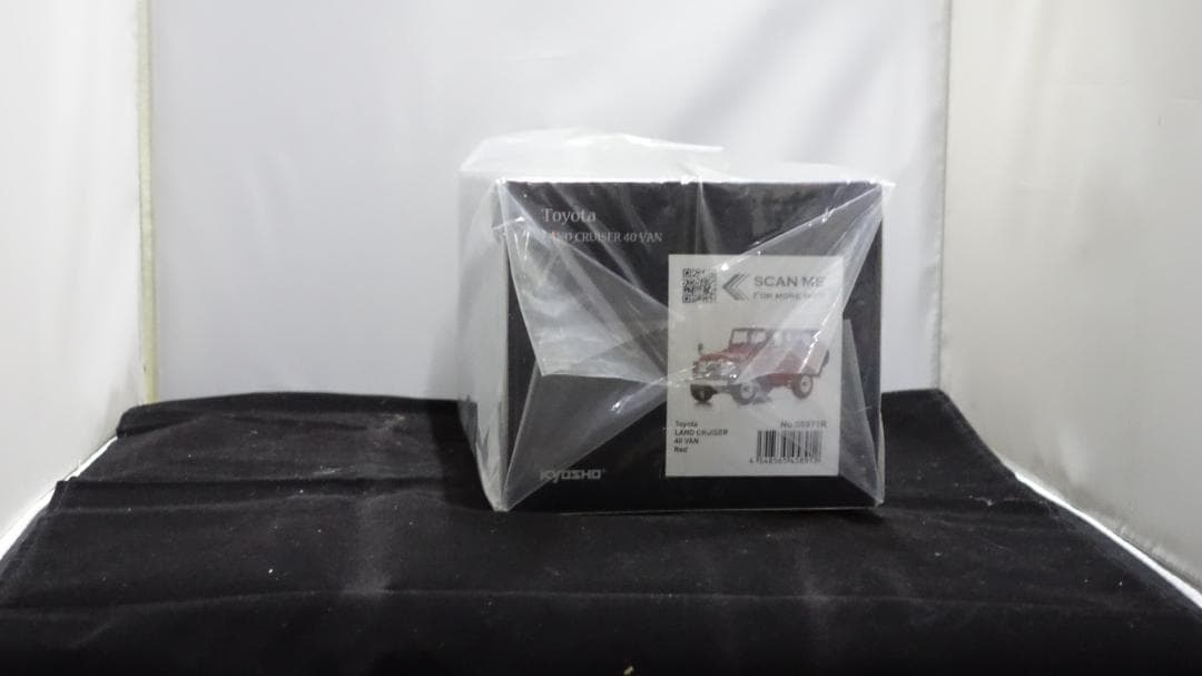 【未開封品】トヨタ ランドクルーザー 赤