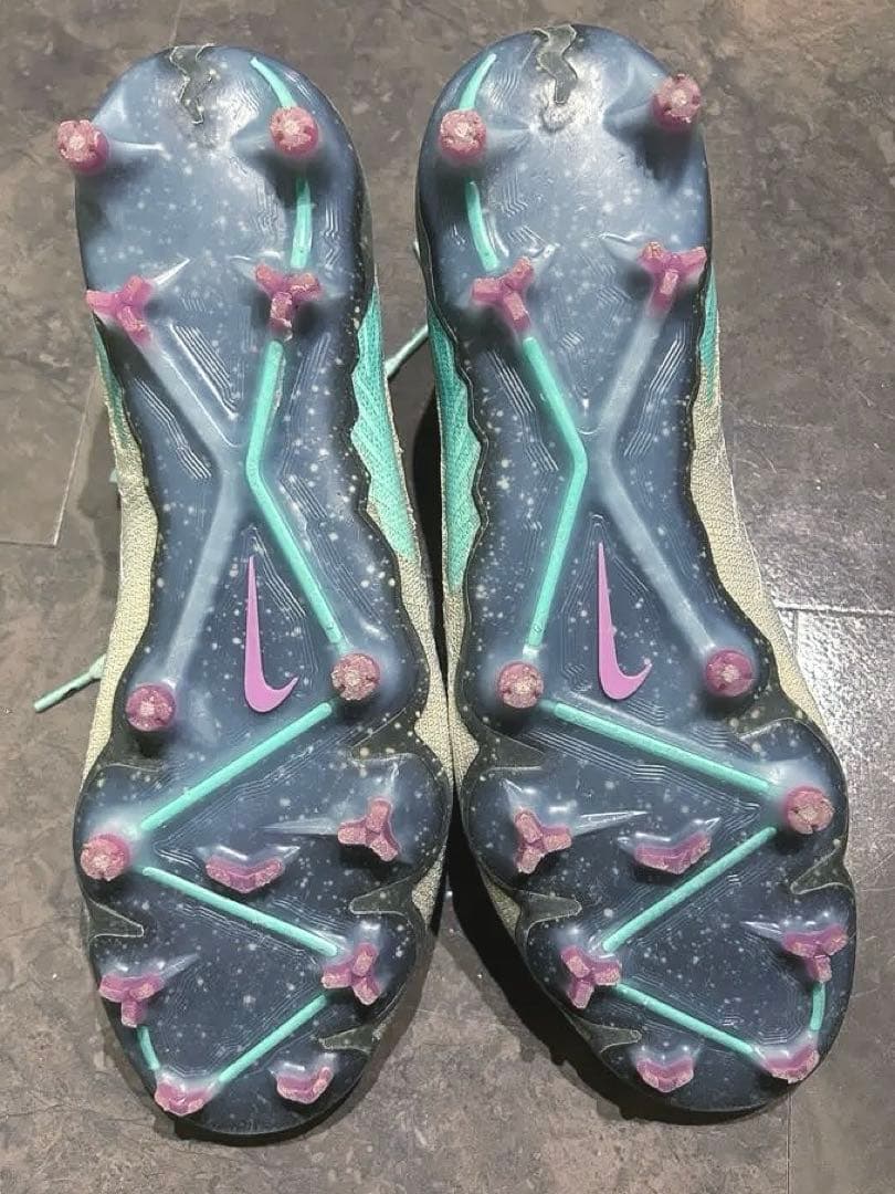 Nike Phantom GX FG(ナイキ ファントム GX FG)