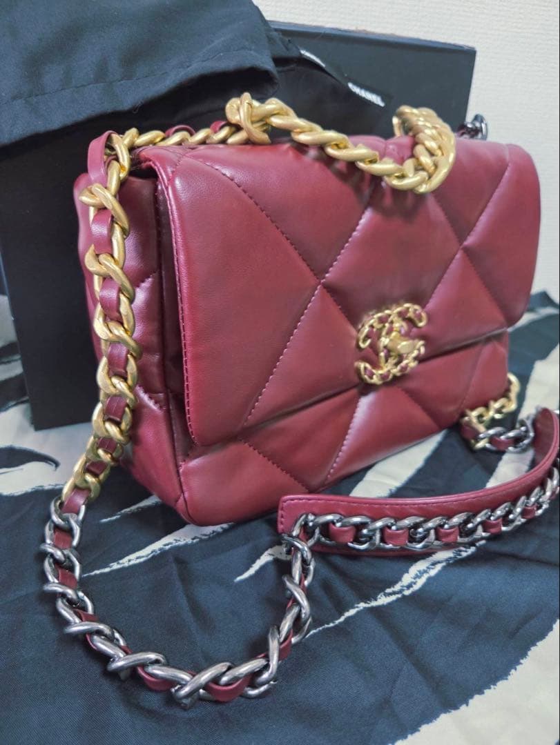 CHANEL バーガンディ ショルダーバッグ
