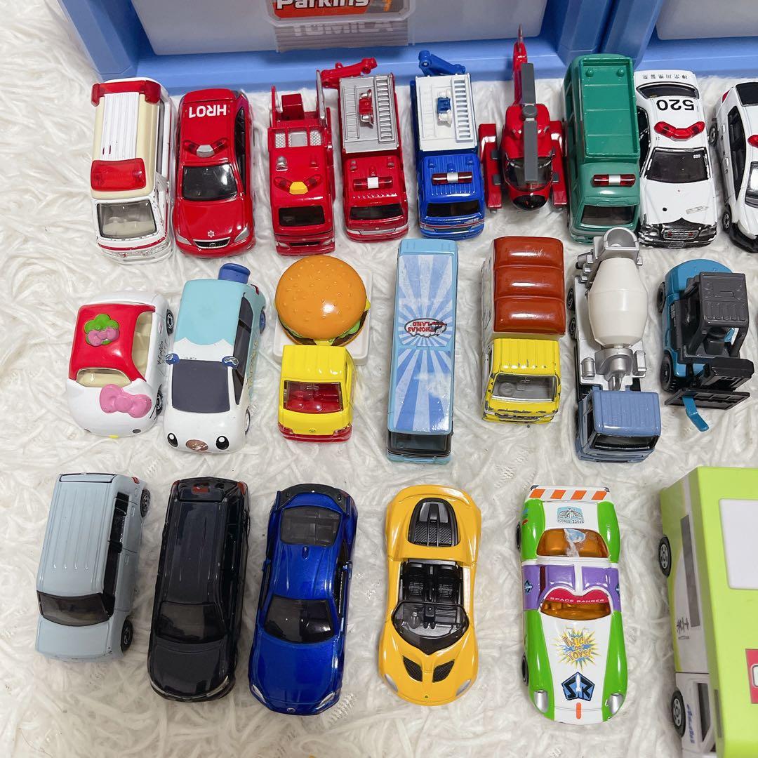 トミカ45台セット　カーズ　トミカパーキングケース×2個　ホットウィール