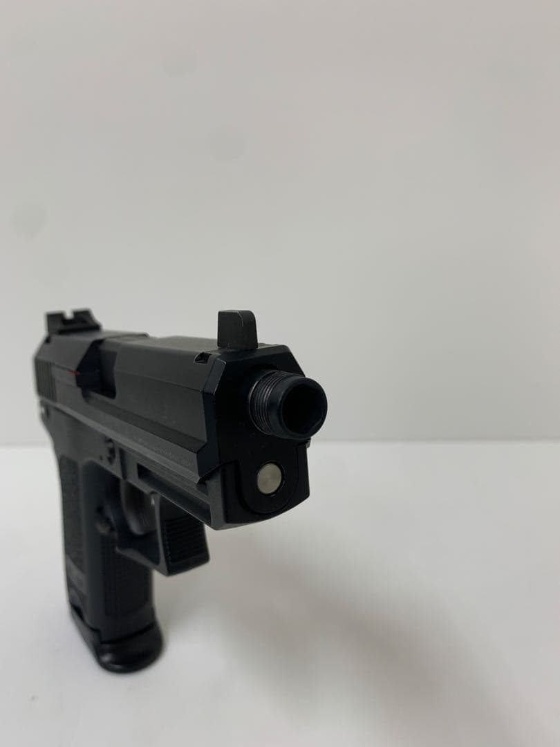 Heckler & Koch USP COMPACT 6mmガスガン