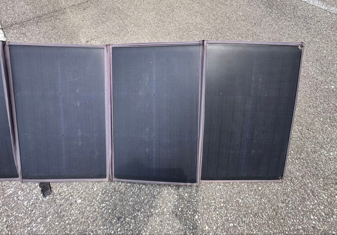 Aiper SP100 折畳み式　ソーラーパネル　100W