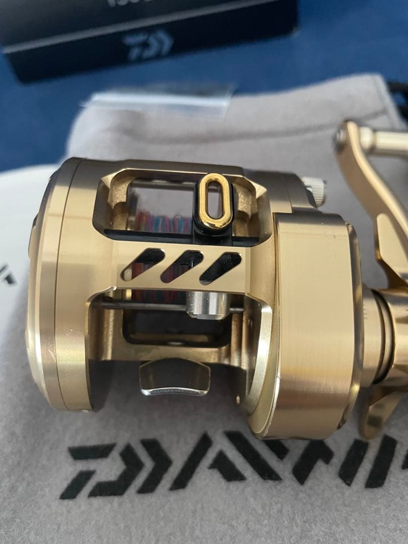 DAIWA BASARA 150 L 両軸リール