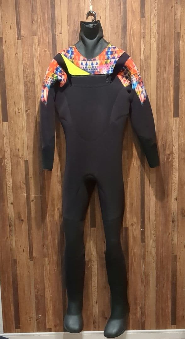 値下げ✨BREAKEROUTウェットスーツ ブーツ付きドライスーツ裏起毛