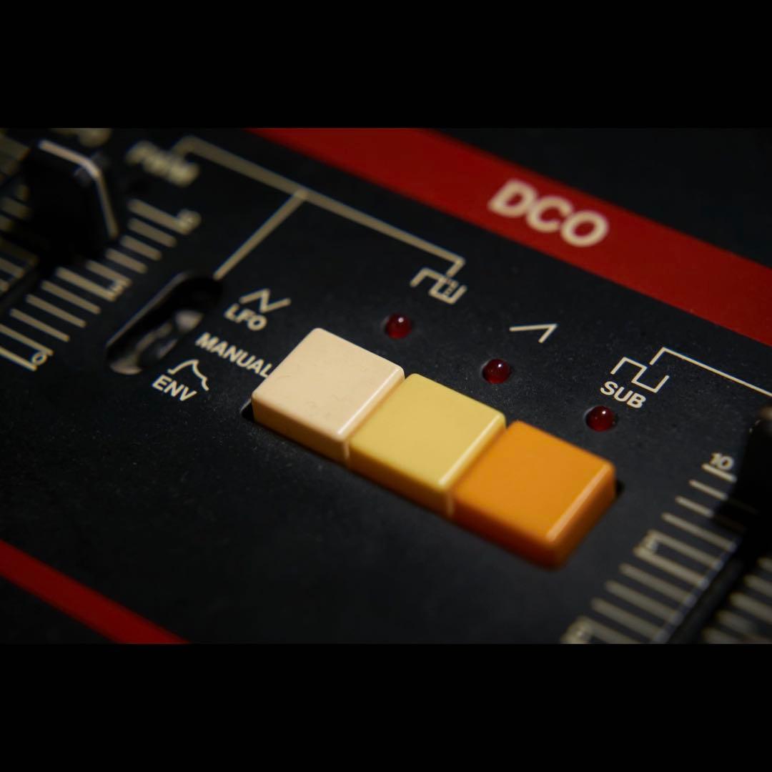 鍵盤楽器 Roland JUNO 60