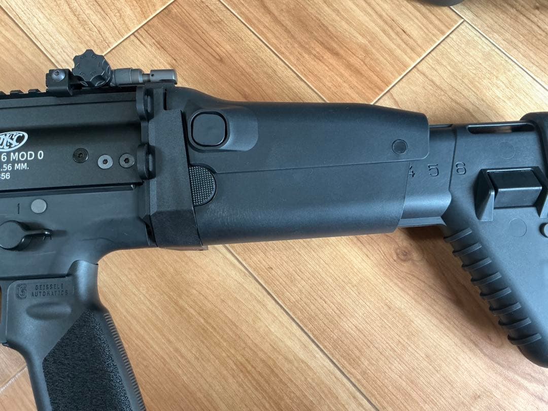 東京マルイ　SCAR-L