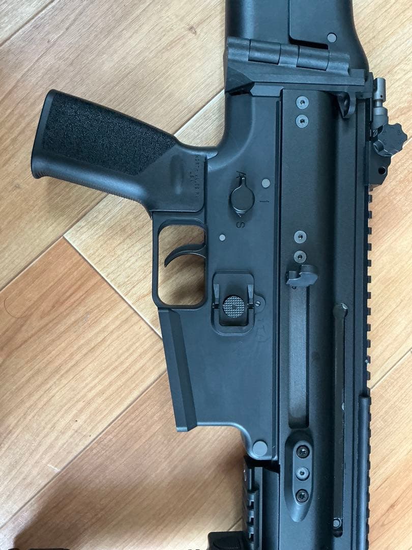 東京マルイ　SCAR-L